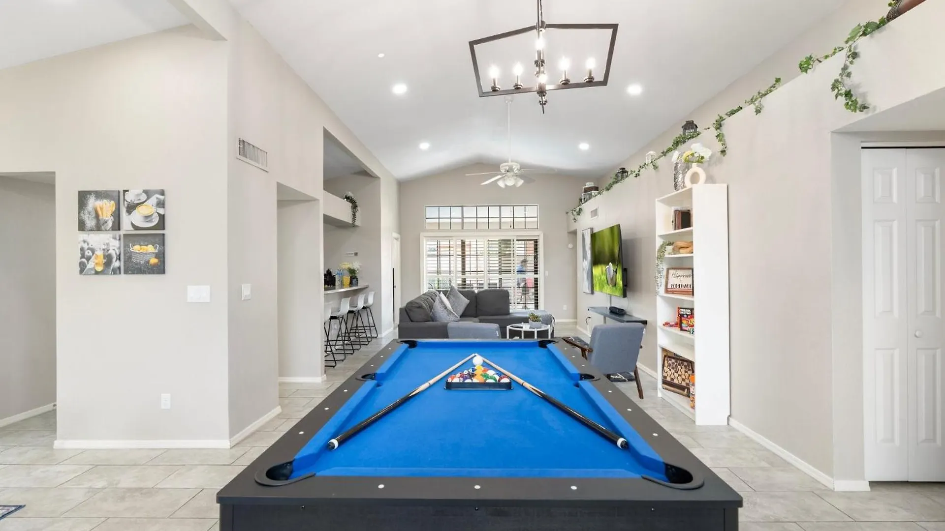 Stylish Mid-Century 4Br Escape With Pool & Luxe Vibes Villa Phoenix