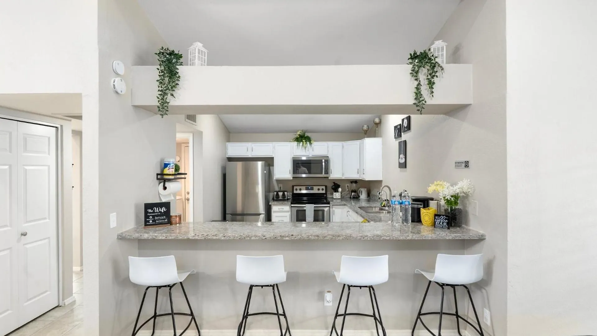 Tatil Evi Stylish Mid-Century 4Br Escape With Pool & Luxe Vibes Villa Phoenix